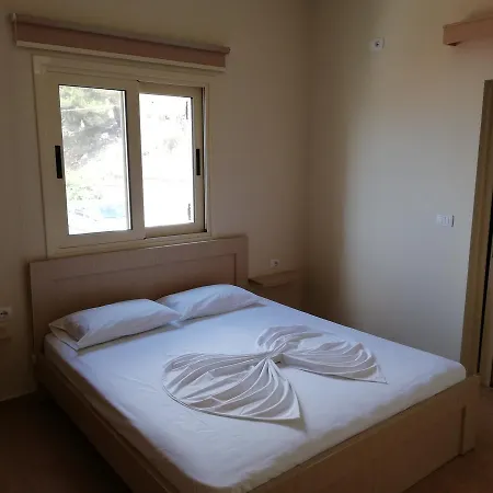 Albaniaroom * Sarandë