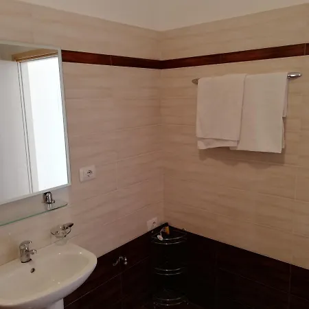 Albaniaroom Apartment *